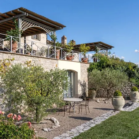 Rustic Monticelli With Xxl Pool In Umbria * Pierantonio
